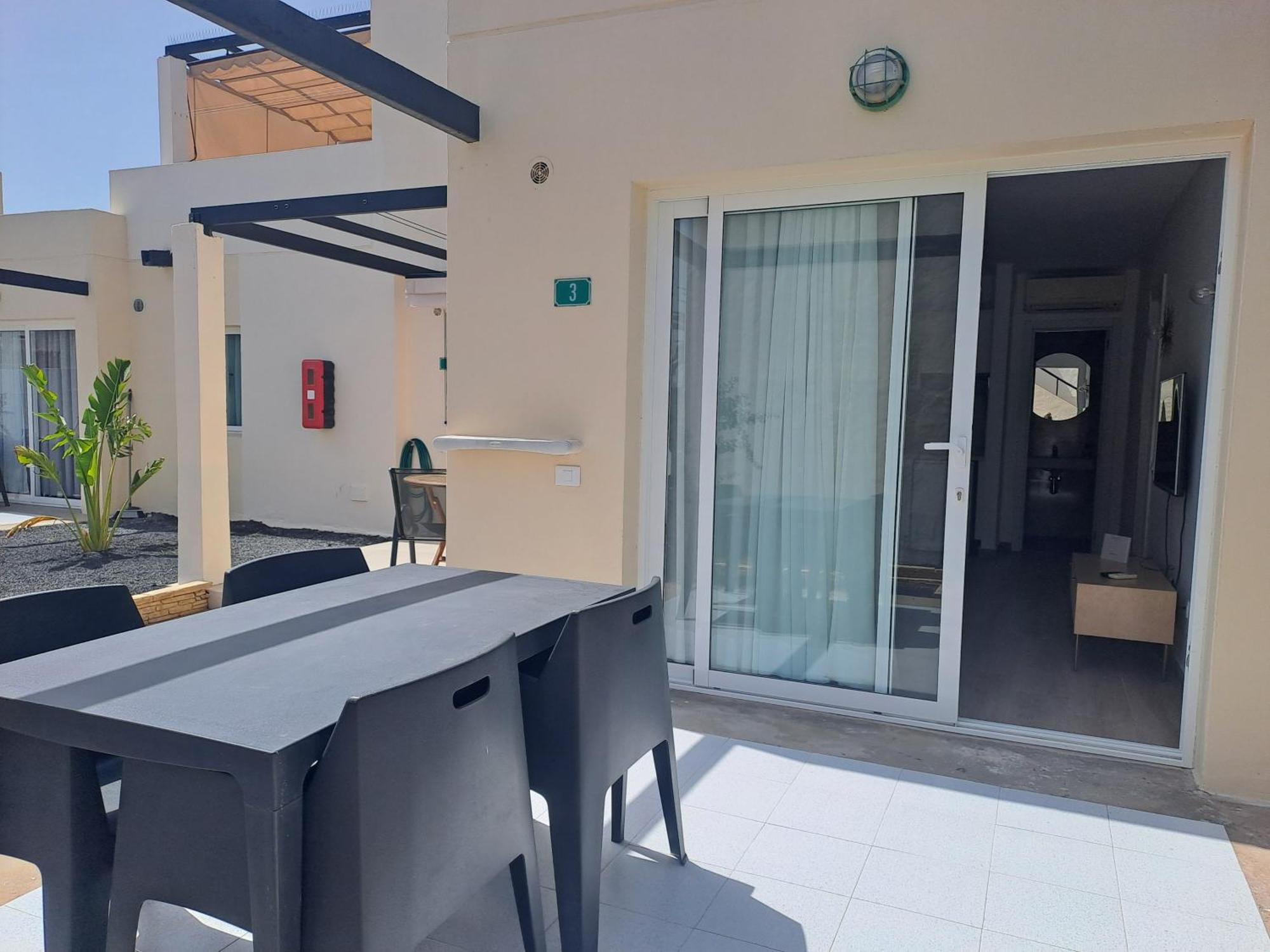 Homeforguest Apartamento Alisios 1 Con Piscina En Corralejo Exterior foto